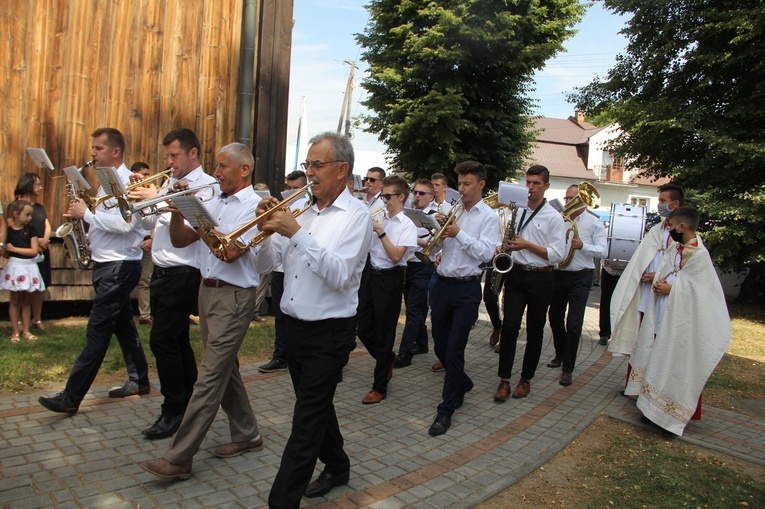 Krzyżanowice. Błogosławieństwo odnowionej dzwonnicy