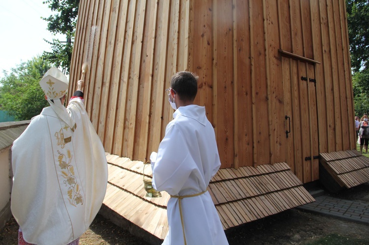 Krzyżanowice. Błogosławieństwo odnowionej dzwonnicy