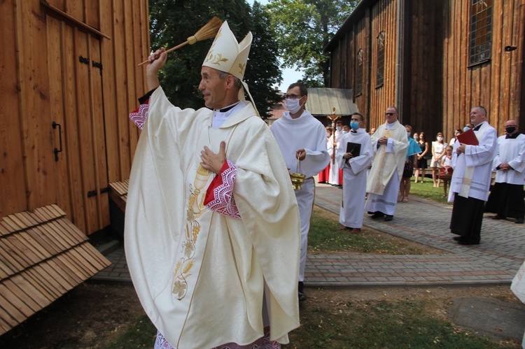 Krzyżanowice. Błogosławieństwo odnowionej dzwonnicy