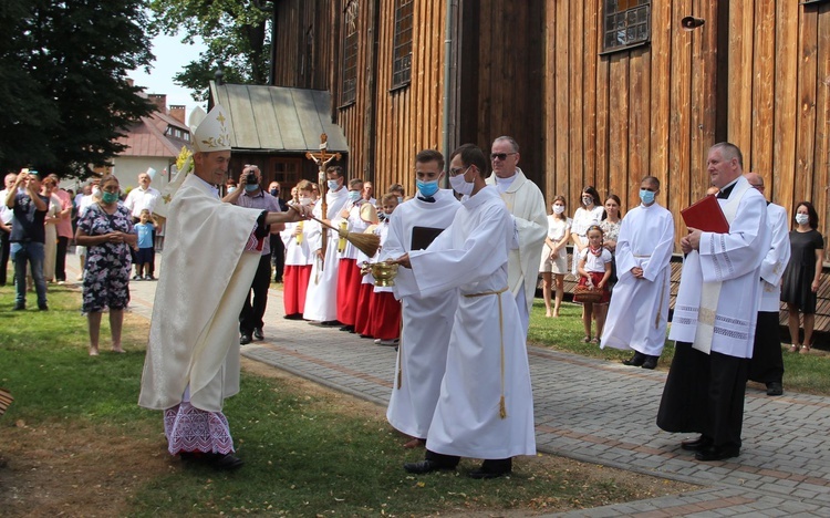 Krzyżanowice. Błogosławieństwo odnowionej dzwonnicy