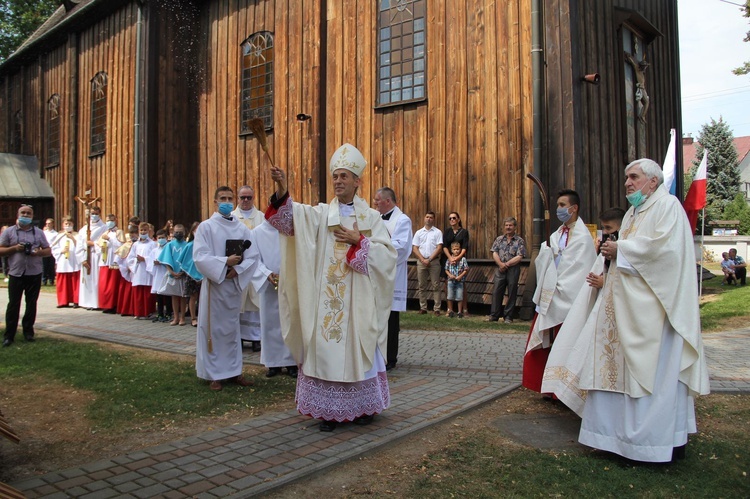 Krzyżanowice. Błogosławieństwo odnowionej dzwonnicy