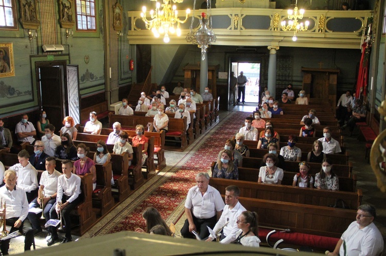 Krzyżanowice. Błogosławieństwo odnowionej dzwonnicy