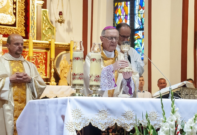 Konsekracja ołtarza w Złocieńcu, cz. 2