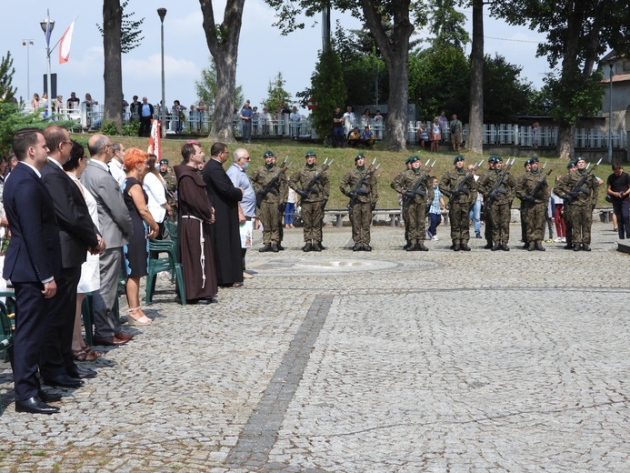 40-lecie koronacji wambierzyckiej figurki Matki Bożej