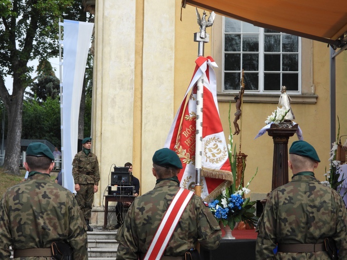 40-lecie koronacji wambierzyckiej figurki Matki Bożej