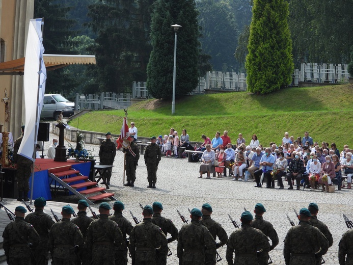 40-lecie koronacji wambierzyckiej figurki Matki Bożej