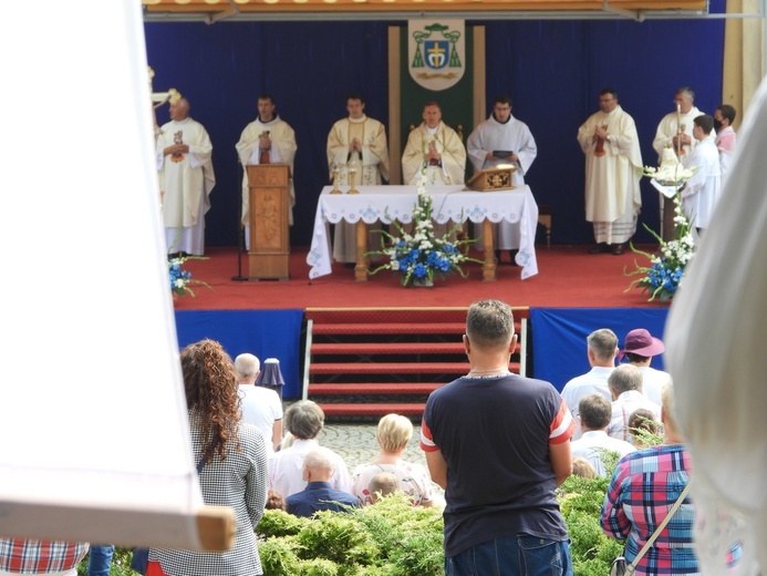 40-lecie koronacji wambierzyckiej figurki Matki Bożej