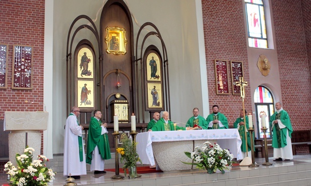 Jakby była pierwsza, ostatnia, jedyna…