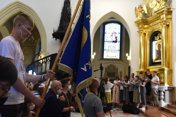 Msza św. na rozpoczęcie 38. PPT na Jasną Górę