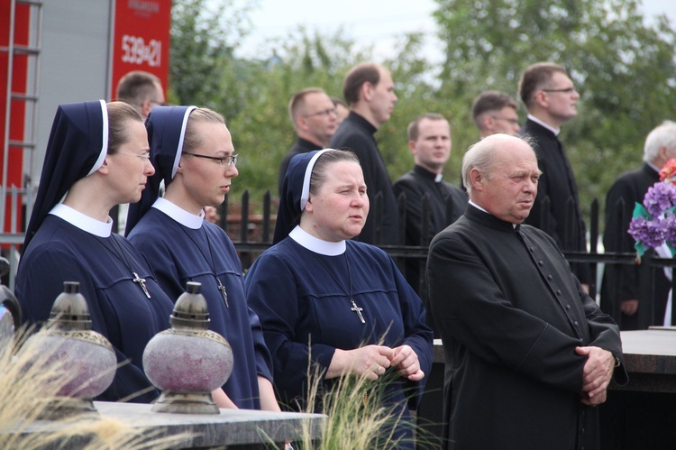 Lubzina. Uroczystości pogrzebowe śp. ks. Jaromira Buczaka