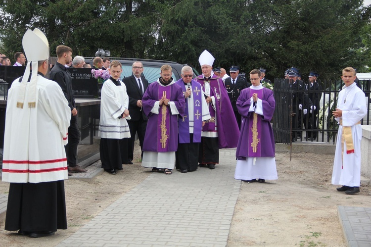 Lubzina. Uroczystości pogrzebowe śp. ks. Jaromira Buczaka