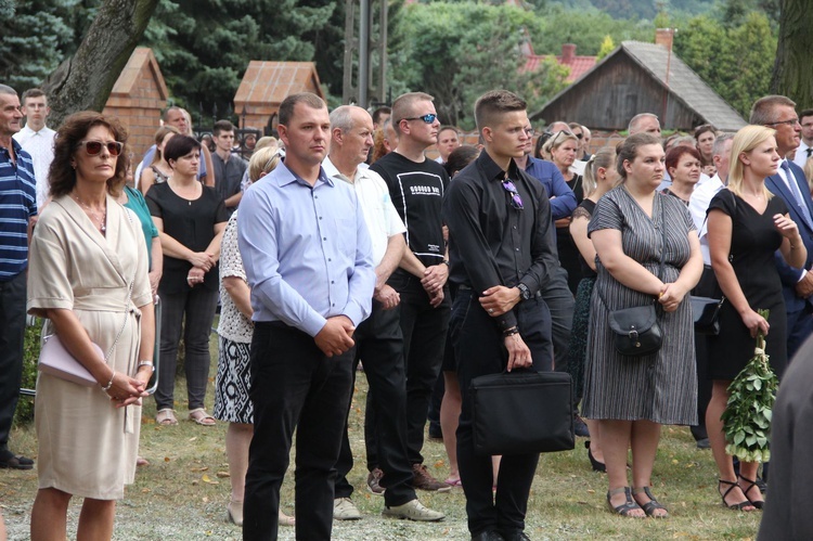 Lubzina. Uroczystości pogrzebowe śp. ks. Jaromira Buczaka