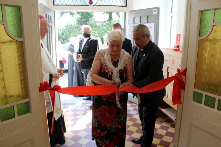 Poświęcenie Domu Samotnej Matki w Pieszycach