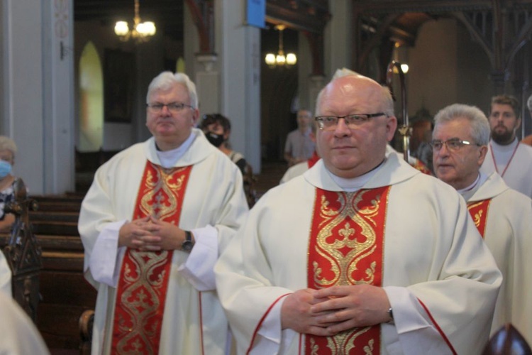 Poświęcenie Domu Samotnej Matki w Pieszycach