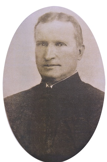 Ksiądz Stanisław Szulborski (1865–1920).