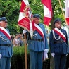 W podziękowaniu za krzewienie idei i czynów Józefa Piłsudskiego Zarząd Krajowego Związku Piłsudczyków przyznał miastu Elbląg Medal Stulecia Cudu nad Wisłą.