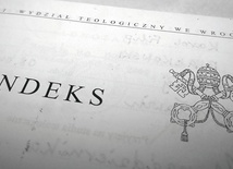 PWT informuje jednocześnie, że jubileuszowa, 50. edycja Wrocławskich Dni Duszpasterskich została ze względu na trwającą pandemię przeniesiona na przyszły rok.