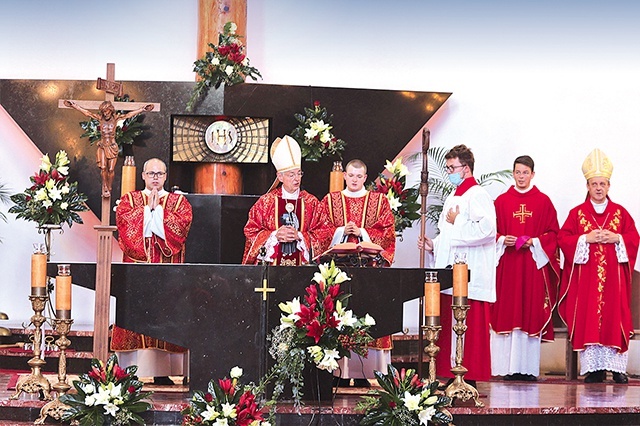 Uroczystej Eucharystii przewodniczył abp Ludwig Schick z Bambergu.