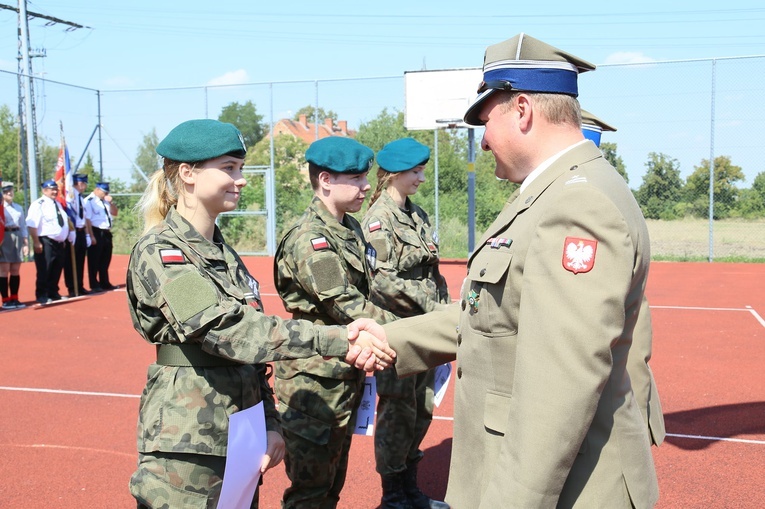 Uroczystości złożenia przysięgi przez troje kandydatów