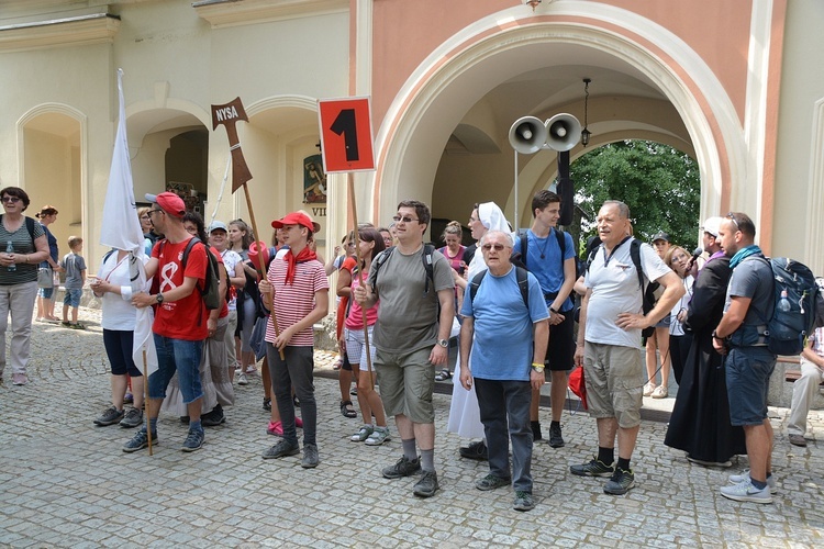 Jedynka czerwona melduje się na Górze św. Anny