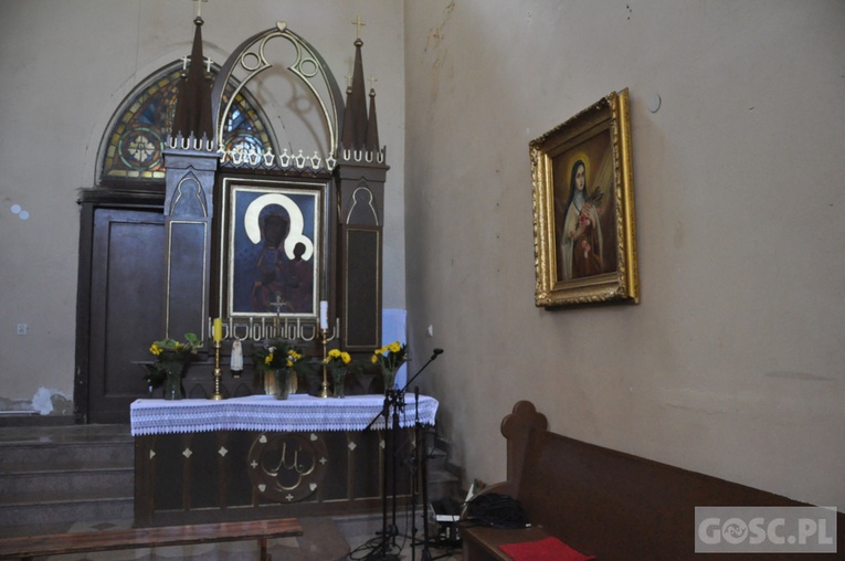 Zapraszamy do kościoła pw. Podwyższenia Krzyża Świętego w Sulechowie