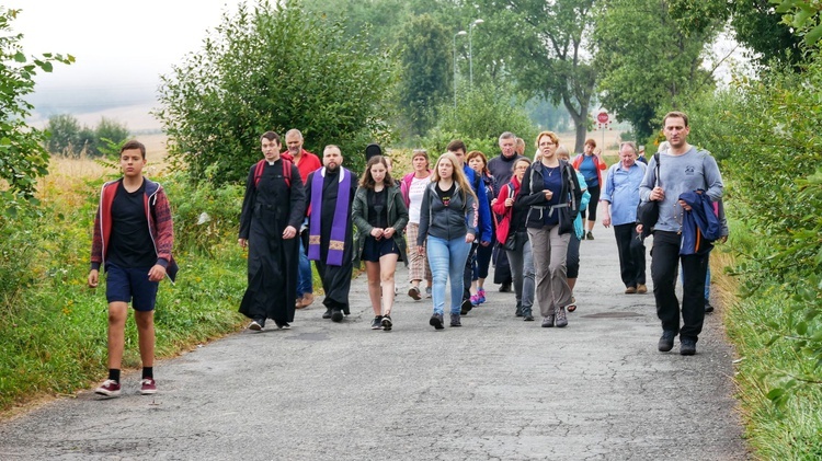 Nowa Ruda. Pieszo do Wambierzyc na 40-lecie koronacji