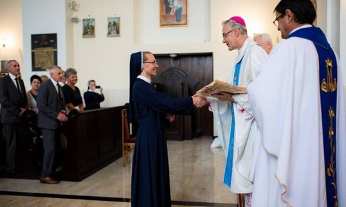 Jestem szczęśliwa, chociaż zapewne wielu powie, że głupia