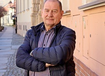 Witold Sznajder pracował we Wrocławskim Przedsiębiorstwie Robót Inżynieryjnych Budownictwa Przemysłowego nr 2.