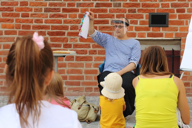 Ilustrator w bibliotece