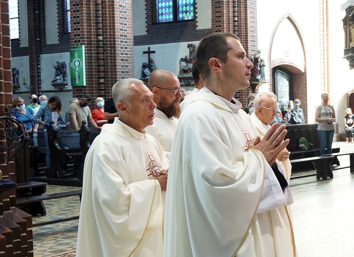 Piesza pielgrzymka na Jasną Górę - Msza i wyjście z katedry