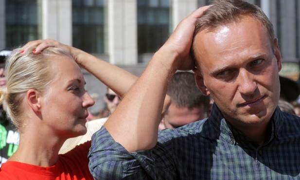 Lekarze walczą o życie Aleksieja Nawalnego