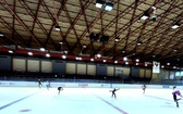 Trening zawodników Klubu Sportowego "EDGE" Skating Academy na Lodowisku Jantor Katowice