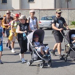 Piesza pielgrzymka na Jasną Górę - wyjście z Tworoga do Boronowa