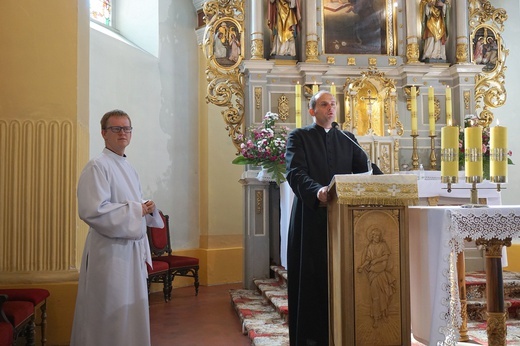 Piesza pielgrzymka na Jasną Górę - wyjście z Tworoga do Boronowa