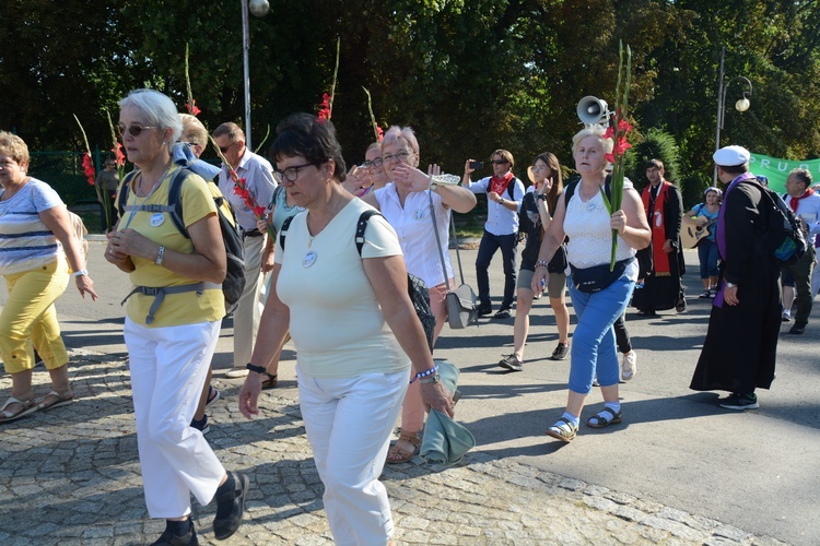 Pielgrzymkowe wejście na Jasną Górę