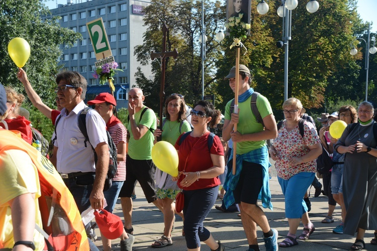 Pielgrzymkowe wejście na Jasną Górę