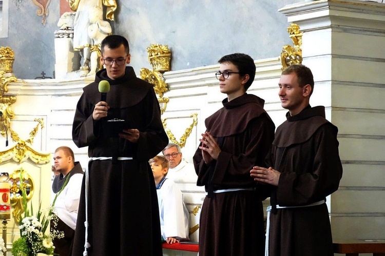 Obłóczyny u wschowskich franciszkanów