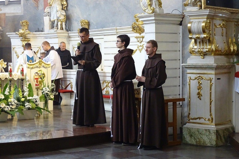 Obłóczyny u wschowskich franciszkanów