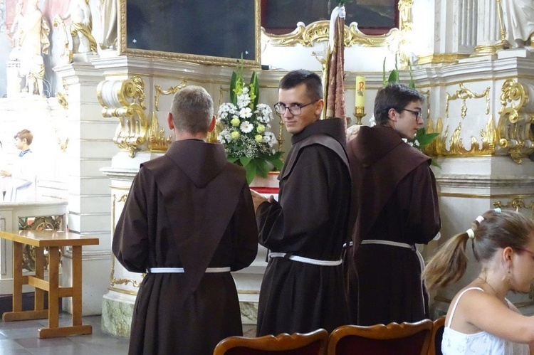 Obłóczyny u wschowskich franciszkanów