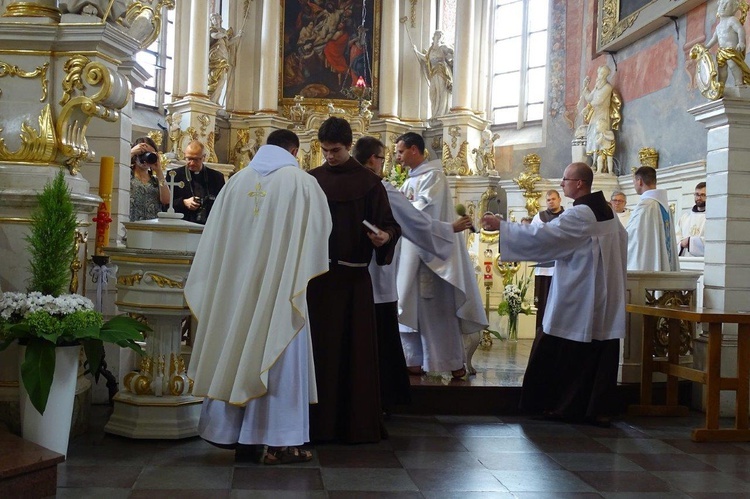 Obłóczyny u wschowskich franciszkanów