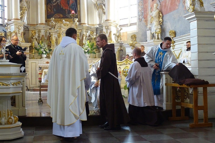 Obłóczyny u wschowskich franciszkanów