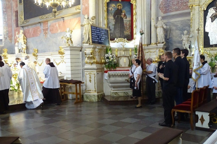 Obłóczyny u wschowskich franciszkanów