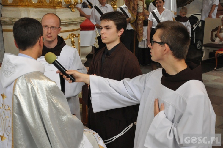 Obłóczyny w klasztorze Braci Mniejszych we Wschowie 