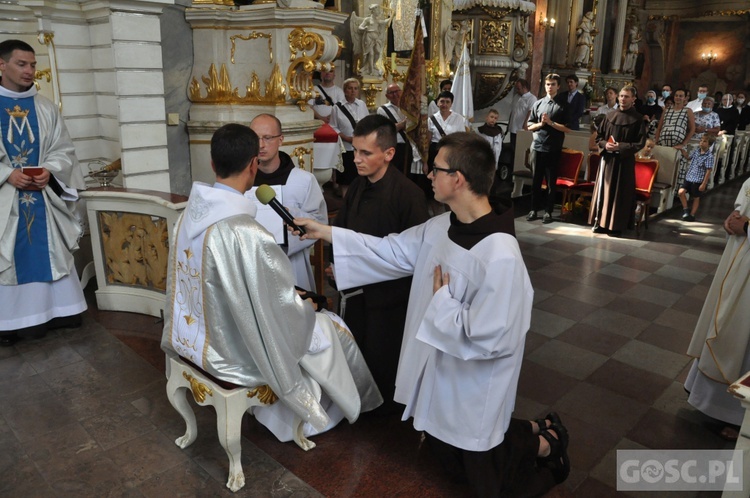 Obłóczyny w klasztorze Braci Mniejszych we Wschowie 