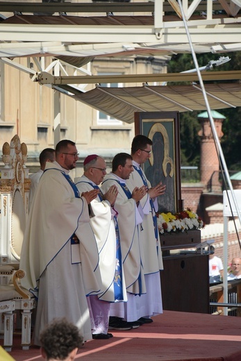 Opolska Eucharystia na Jasnej Górze