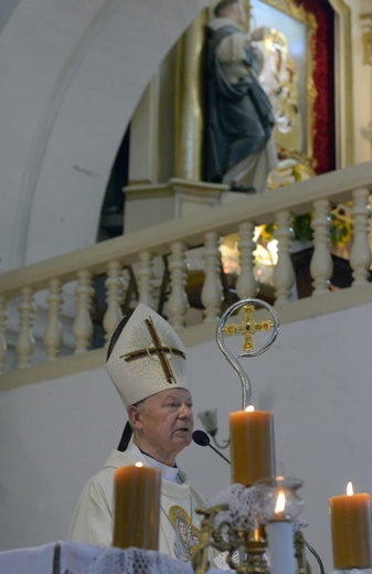 Chorzy w sanktuarium MB Różańcowej