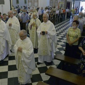 Mszy św. w kościele sanktuaryjnym przewodniczył bp Adam Odzimek.