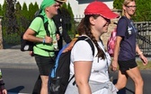 Piesza pielgrzymka na Jasną Górę - przekazanie krzyża w Konopiskach