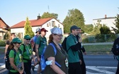 Piesza pielgrzymka na Jasną Górę - przekazanie krzyża w Konopiskach