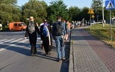 Piesza pielgrzymka na Jasną Górę - przekazanie krzyża w Konopiskach